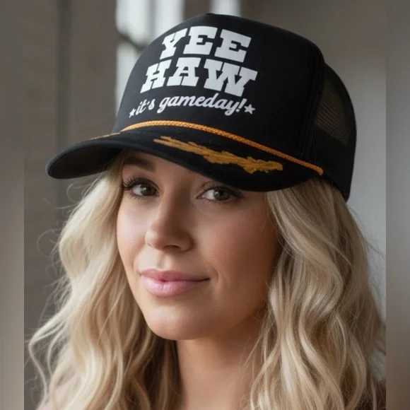 NWT Wilder Made Yee Haw Yeehaw It’s Game Day Trucker Hat Black & Gold - Picture 5 of 5